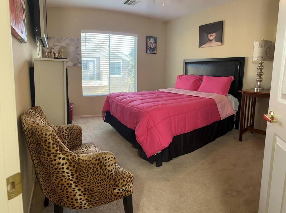 לאס וגאס Gorgeous Home Away From Home מראה חיצוני תמונה